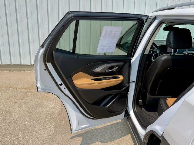 Used 2021 GMC Terrain SLT w/ Infotainment Package II AWD/4WD image 15