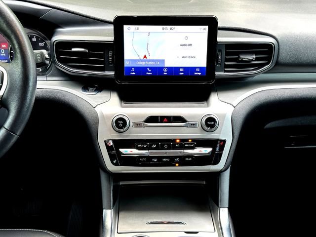 Certified 2022 Ford Explorer XLT w/ Equipment Group 202A RWD image 27