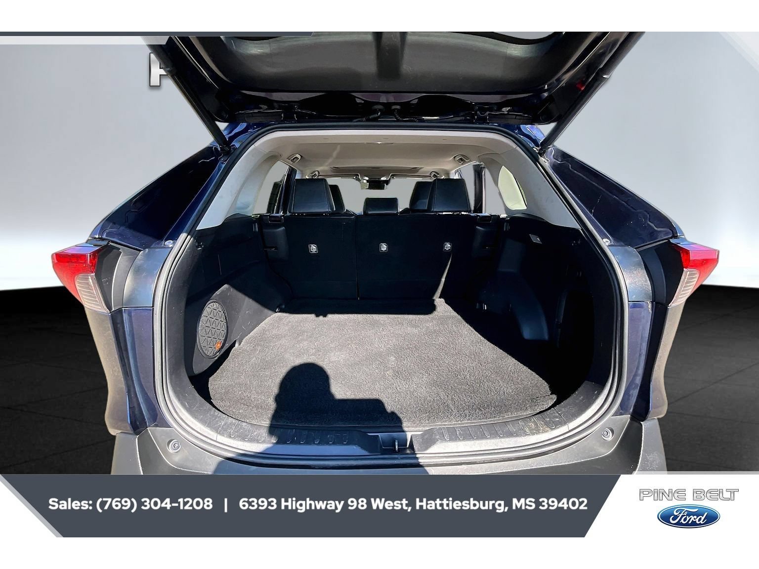 Used 2020 Toyota RAV4 Limited AWD/4WD image 21