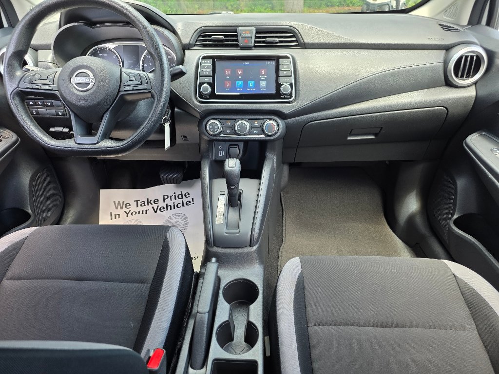 Used 2025 Nissan Versa S FWD image 2