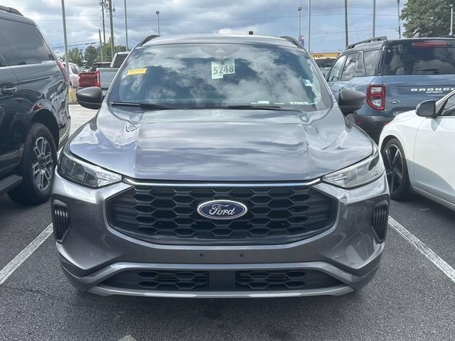 Certified 2024 Ford Escape ST-Line w/ Tech Pack #1 AWD/4WD image 2