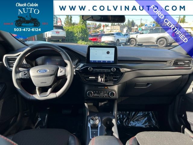 Certified 2025 Ford Escape ST-Line Select AWD/4WD image 16