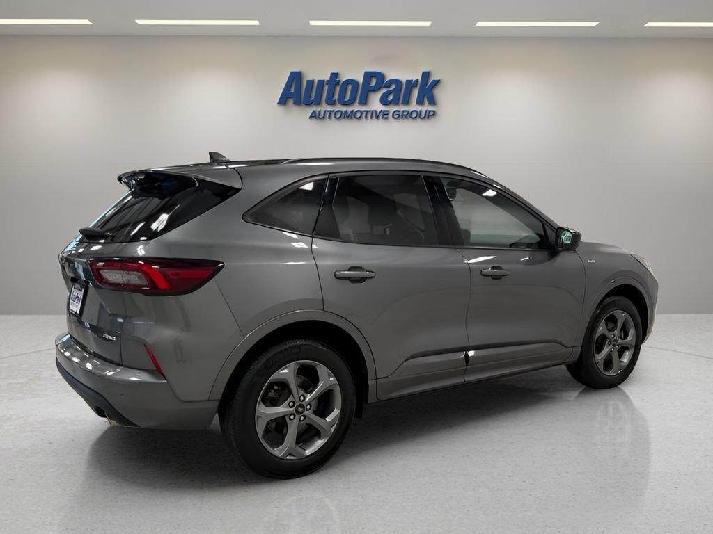 Certified 2024 Ford Escape ST-Line w/ Tech Pack #1 AWD/4WD image 7