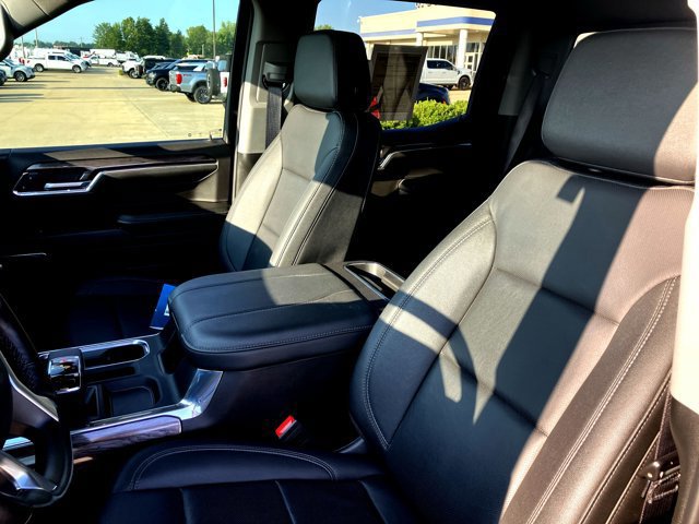 Used 2024 Chevrolet Silverado 1500 LTZ w/ Technology Package image 28