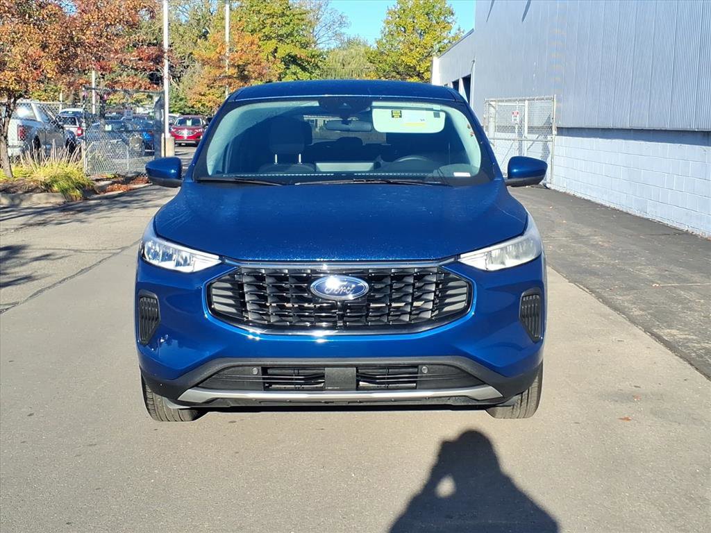 Certified 2023 Ford Escape Active w/ Tech Pack #2 image 6
