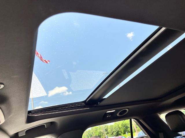 Certified 2022 Ford Explorer ST-Line w/ Class IV Trailer Tow Package image 14