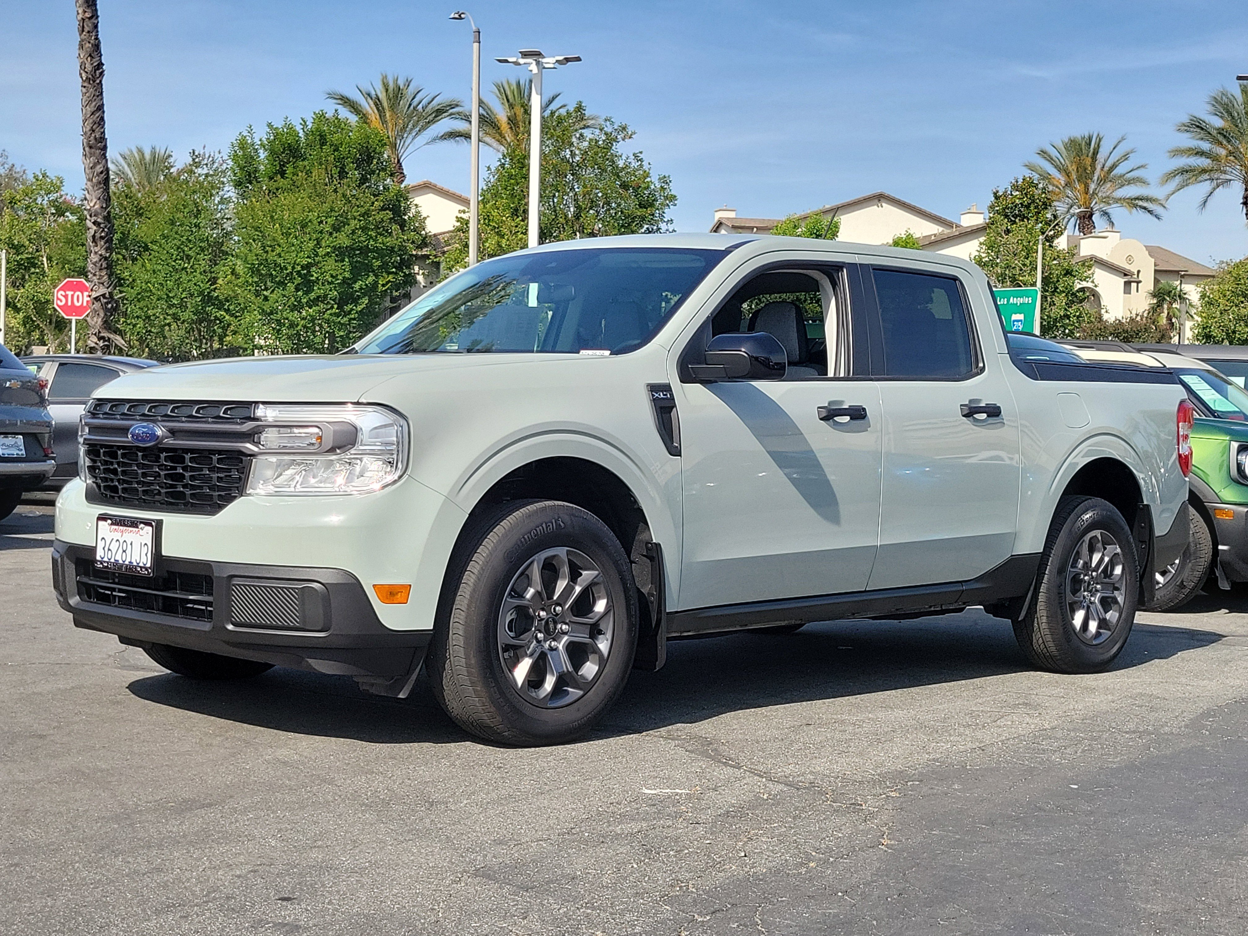 Certified 2024 Ford Maverick XLT w/ XLT Luxury Package FWD image 16