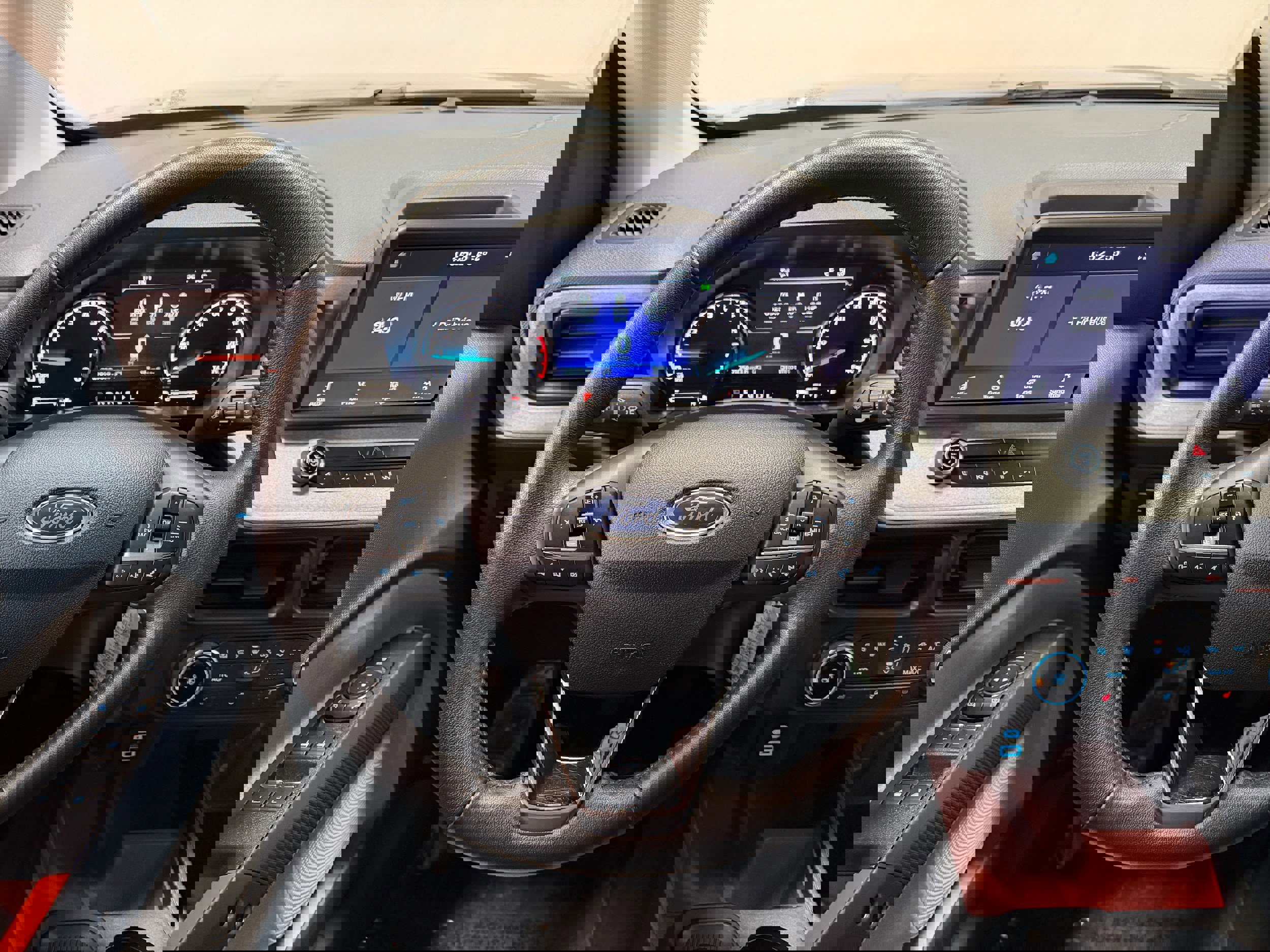 Certified 2022 Ford Maverick XLT w/ Equipment Group 300A Standard image 18