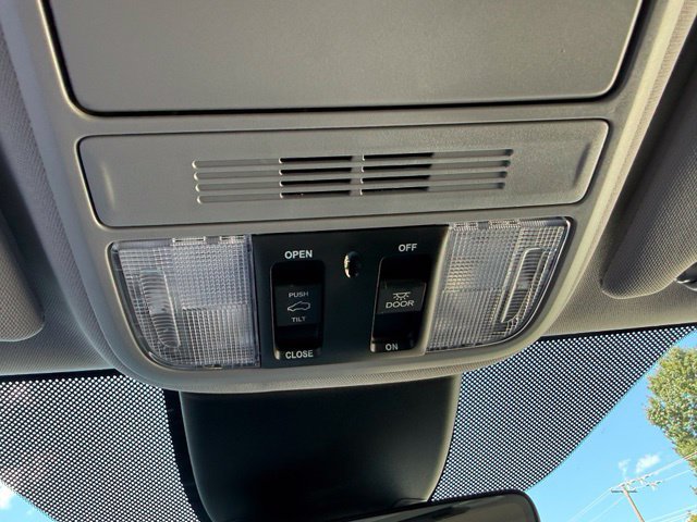 Used 2024 Honda Odyssey EX-L image 26