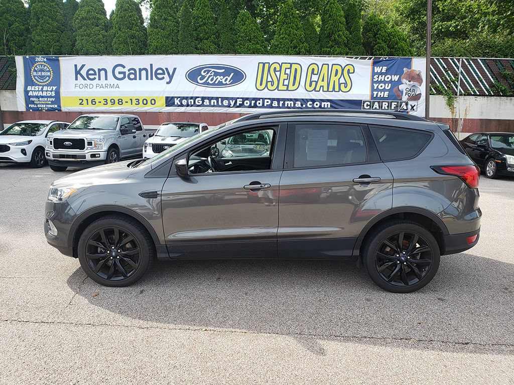 Certified 2019 Ford Escape SE AWD/4WD image 3