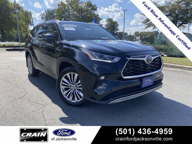 Used 2024 Toyota Highlander Platinum image 7