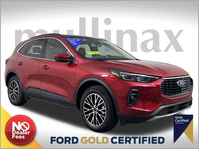 Certified 2025 Ford Escape SE w/ PHEV Premium Package image 1