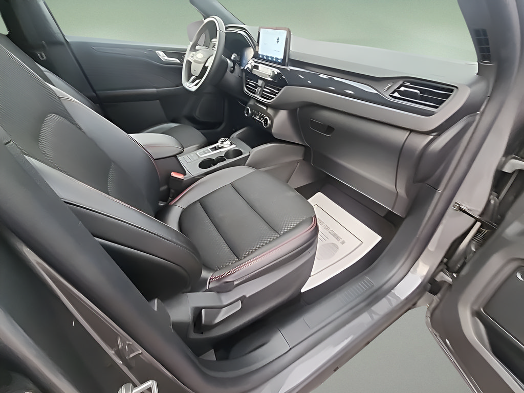 Certified 2025 Ford Escape ST-Line Select AWD/4WD image 18