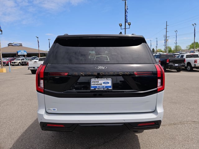 Certified 2025 Ford Expedition Tremor AWD/4WD image 4