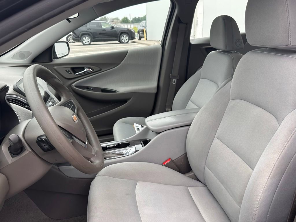 Used 2020 Chevrolet Malibu LT FWD image 10