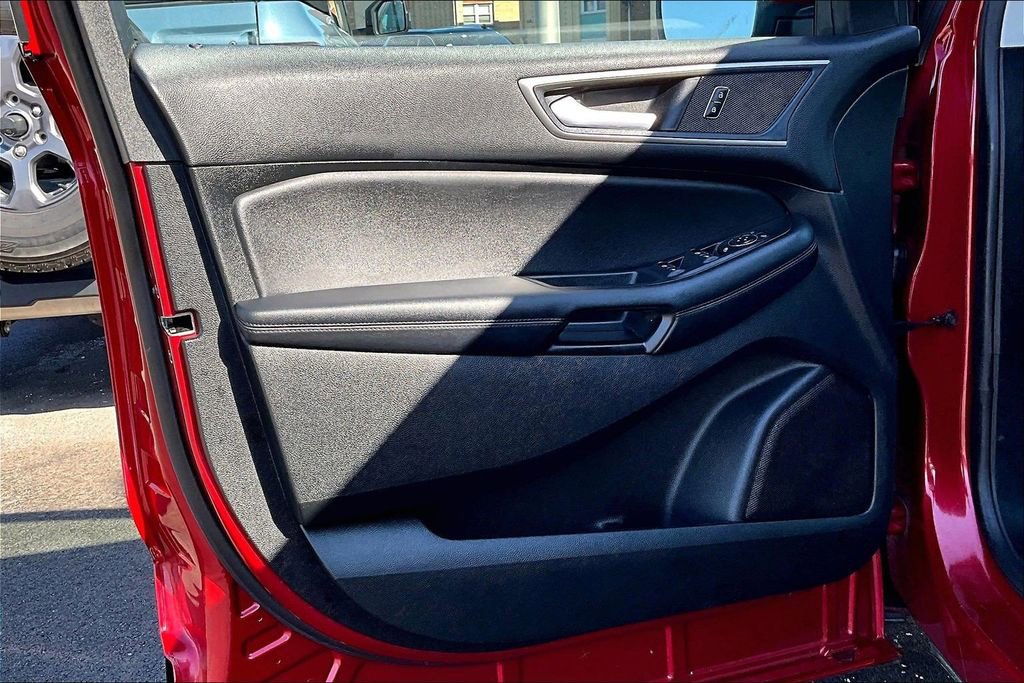 Certified 2024 Ford Edge SEL w/ Convenience Package image 21