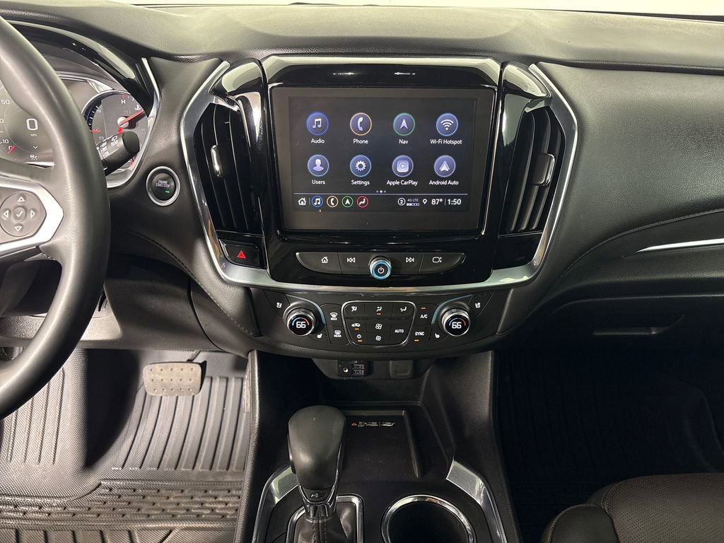 Used 2023 Chevrolet Traverse High Country FWD image 30