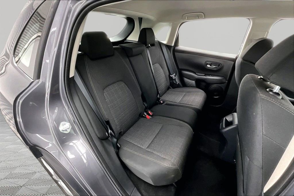 Used 2025 Honda HR-V LX image 27