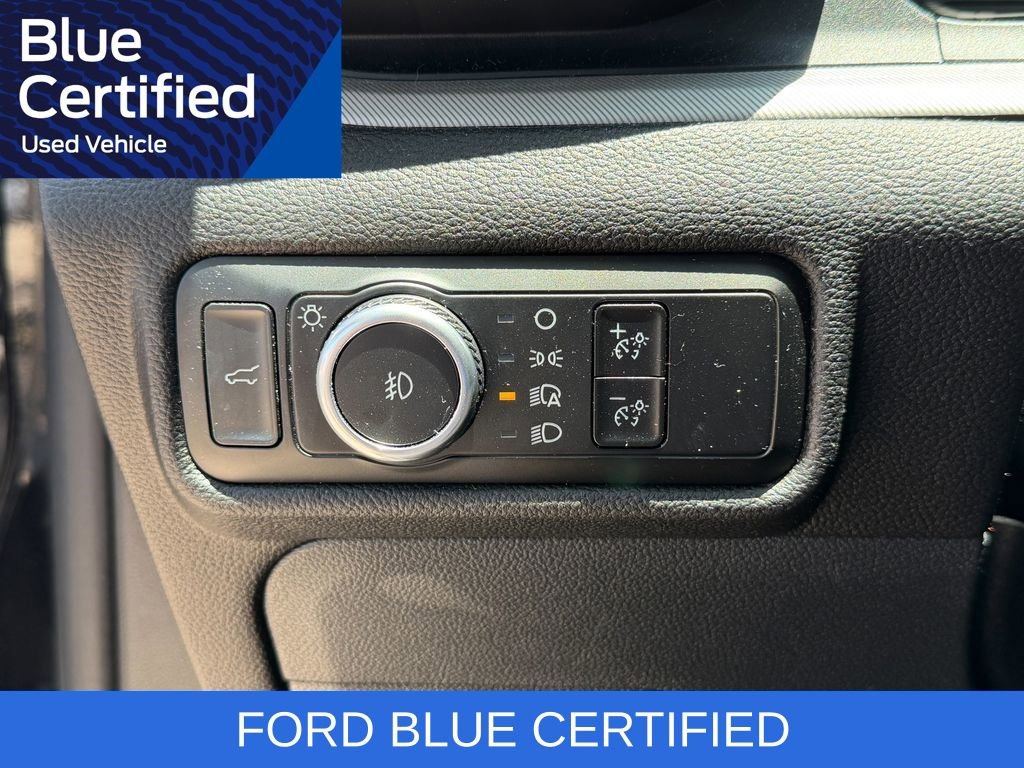 Certified 2023 Ford Explorer XLT w/ Equipment Group 202A RWD image 8