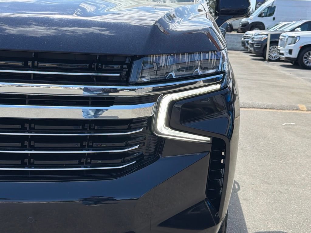 Used 2023 Chevrolet Tahoe LT w/ Luxury Package AWD/4WD image 15