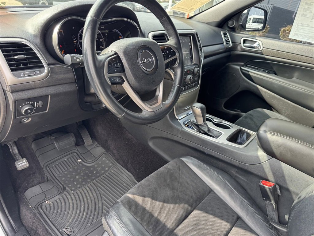 Used 2018 Jeep Grand Cherokee Altitude image 9