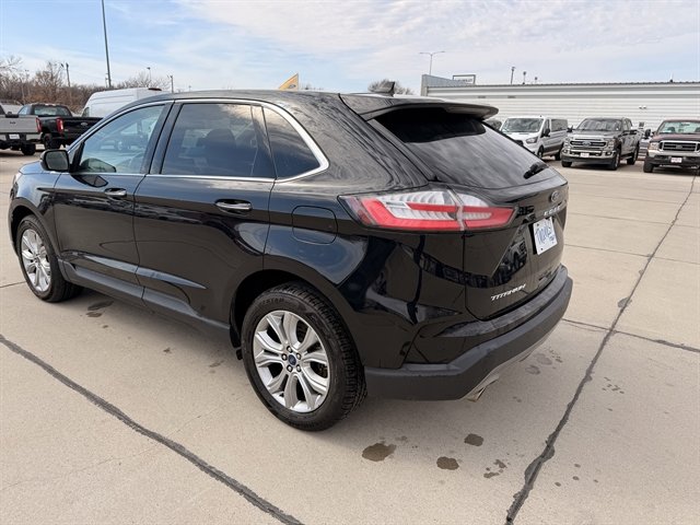 Certified 2022 Ford Edge Titanium AWD/4WD image 13