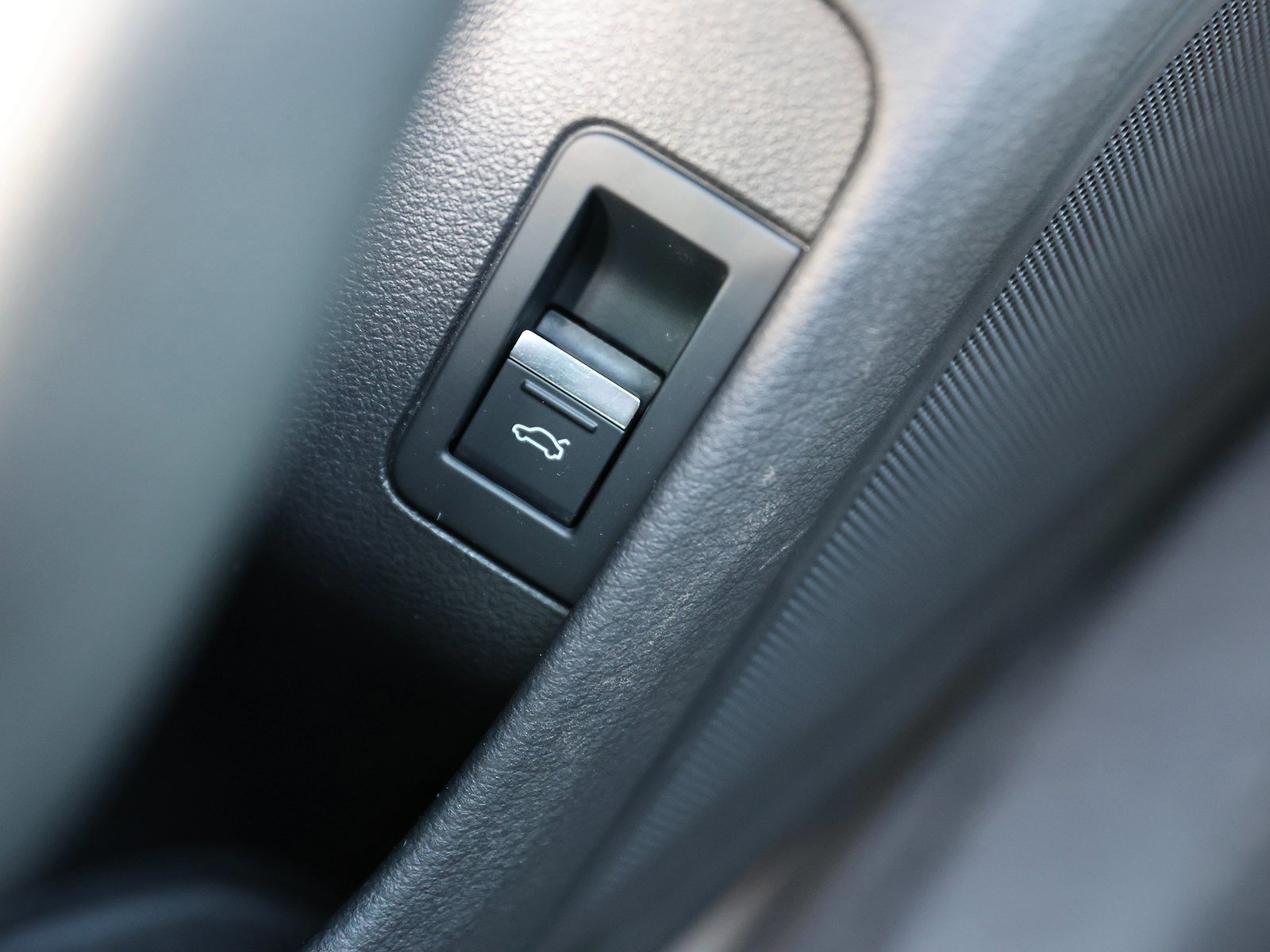 Used 2020 Audi A6 2.0T Premium w/ Sport Package image 36