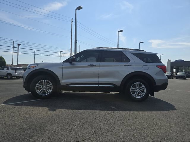 Certified 2022 Ford Explorer XLT w/ Equipment Group 202A AWD/4WD image 13