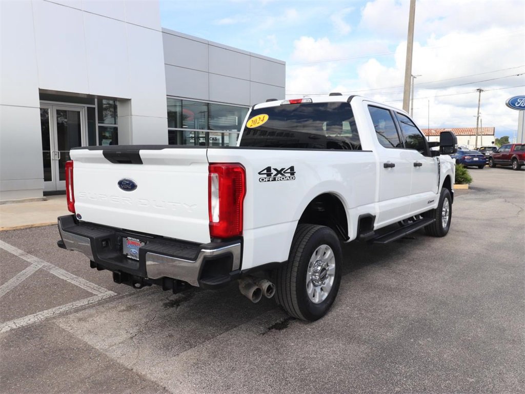 Certified 2024 Ford F250 XLT image 5