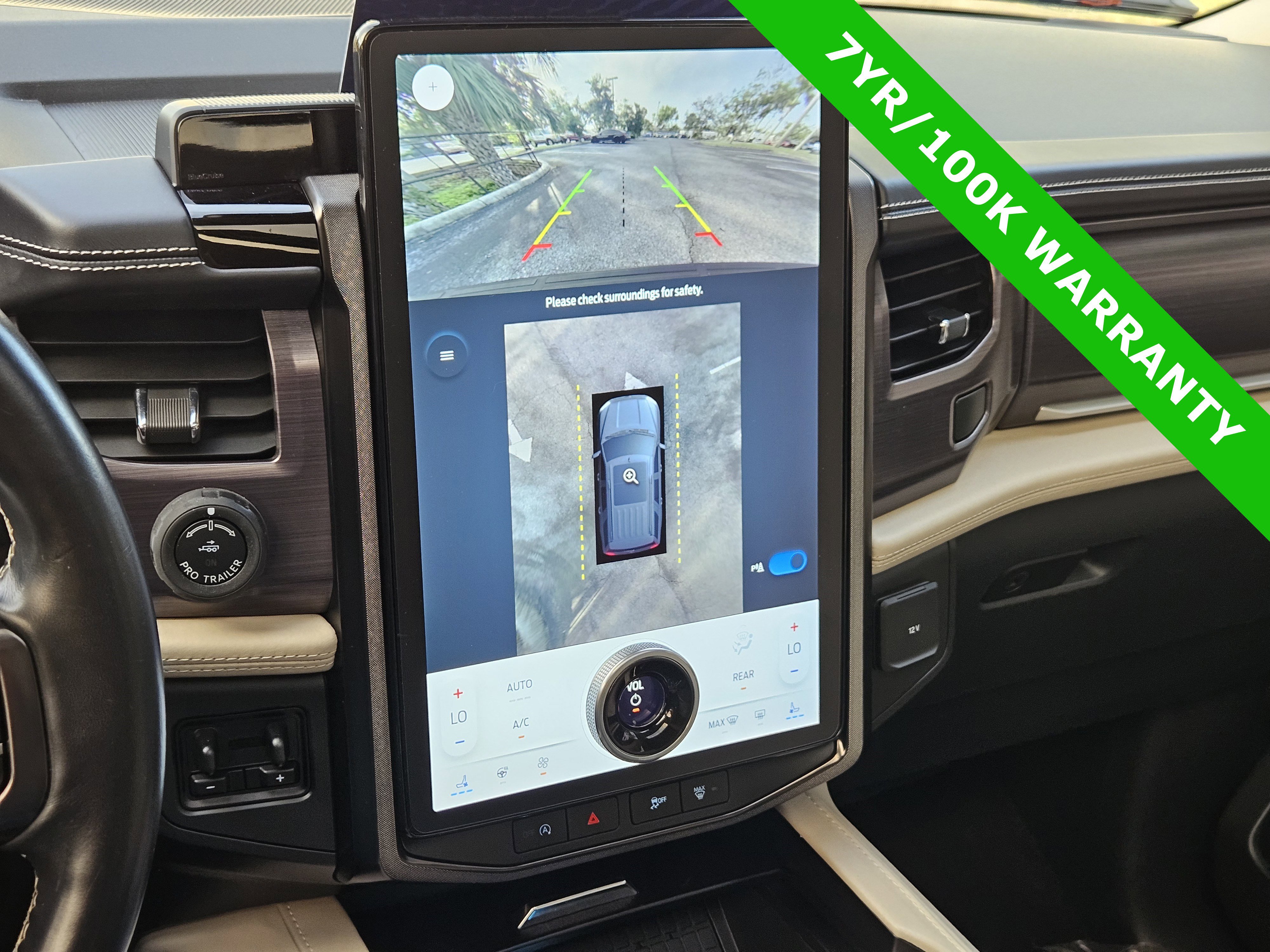 Certified 2022 Ford Expedition Max Platinum image 35