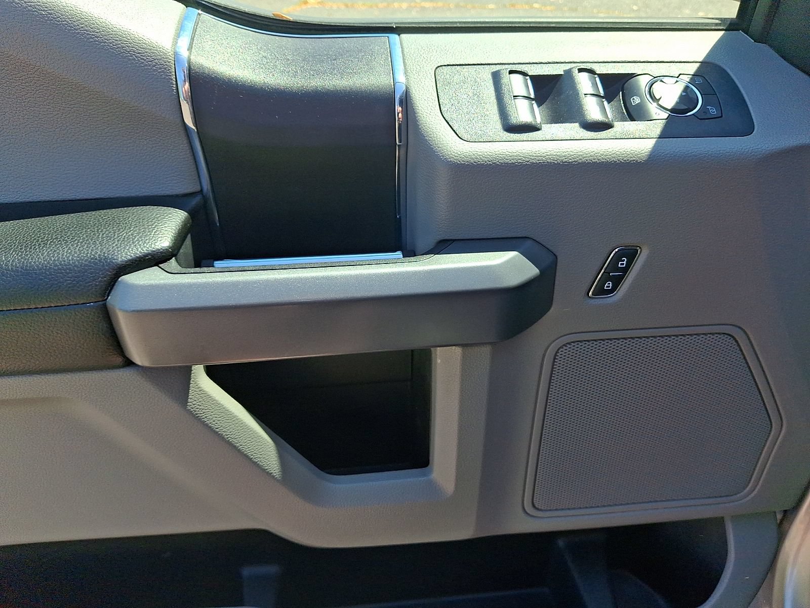 Certified 2018 Ford F150 XLT AWD/4WD image 13