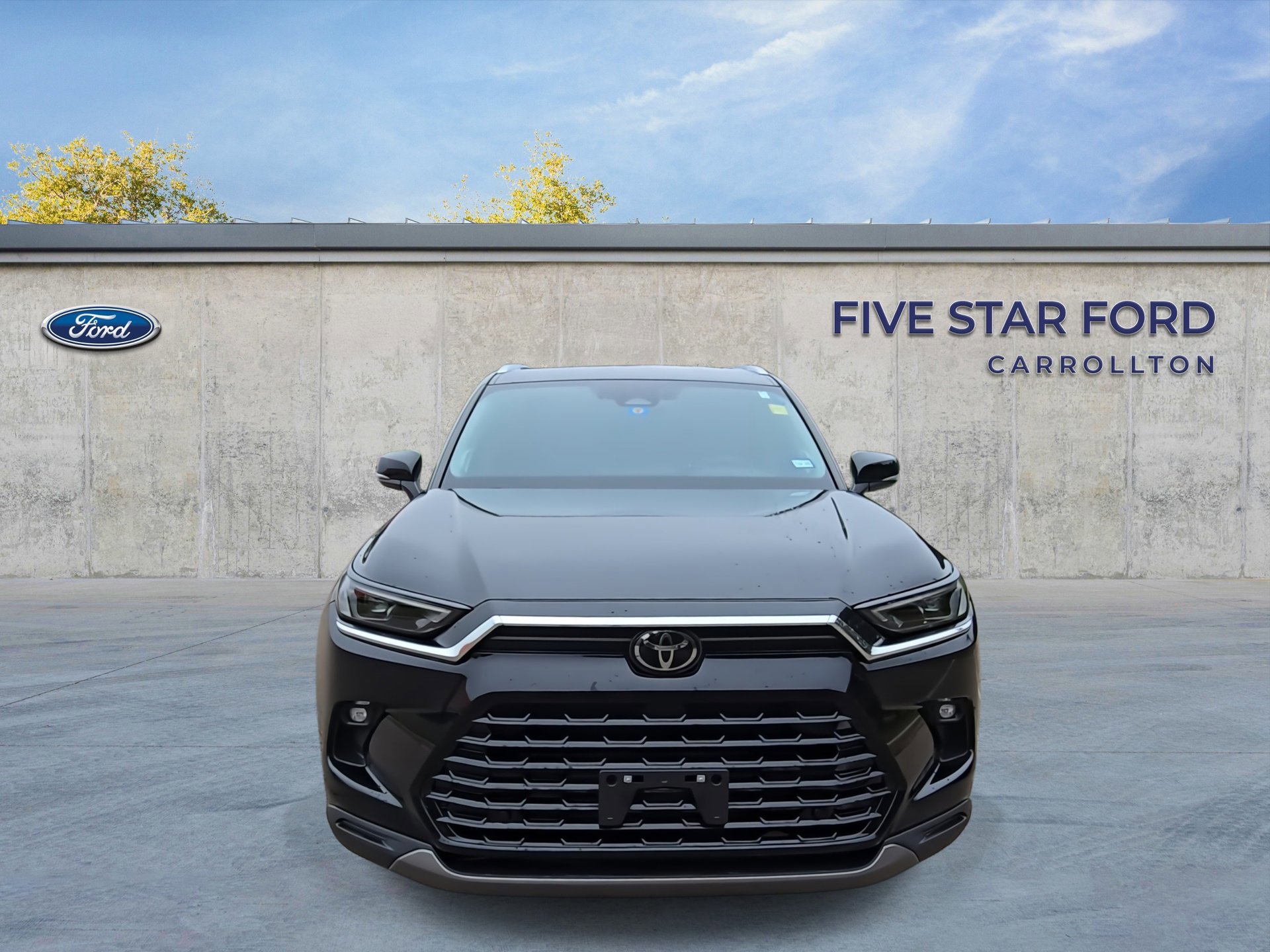 Used 2024 Toyota Grand Highlander Limited FWD image 9