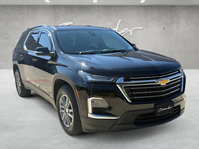 Used 2023 Chevrolet Traverse LT FWD image 2