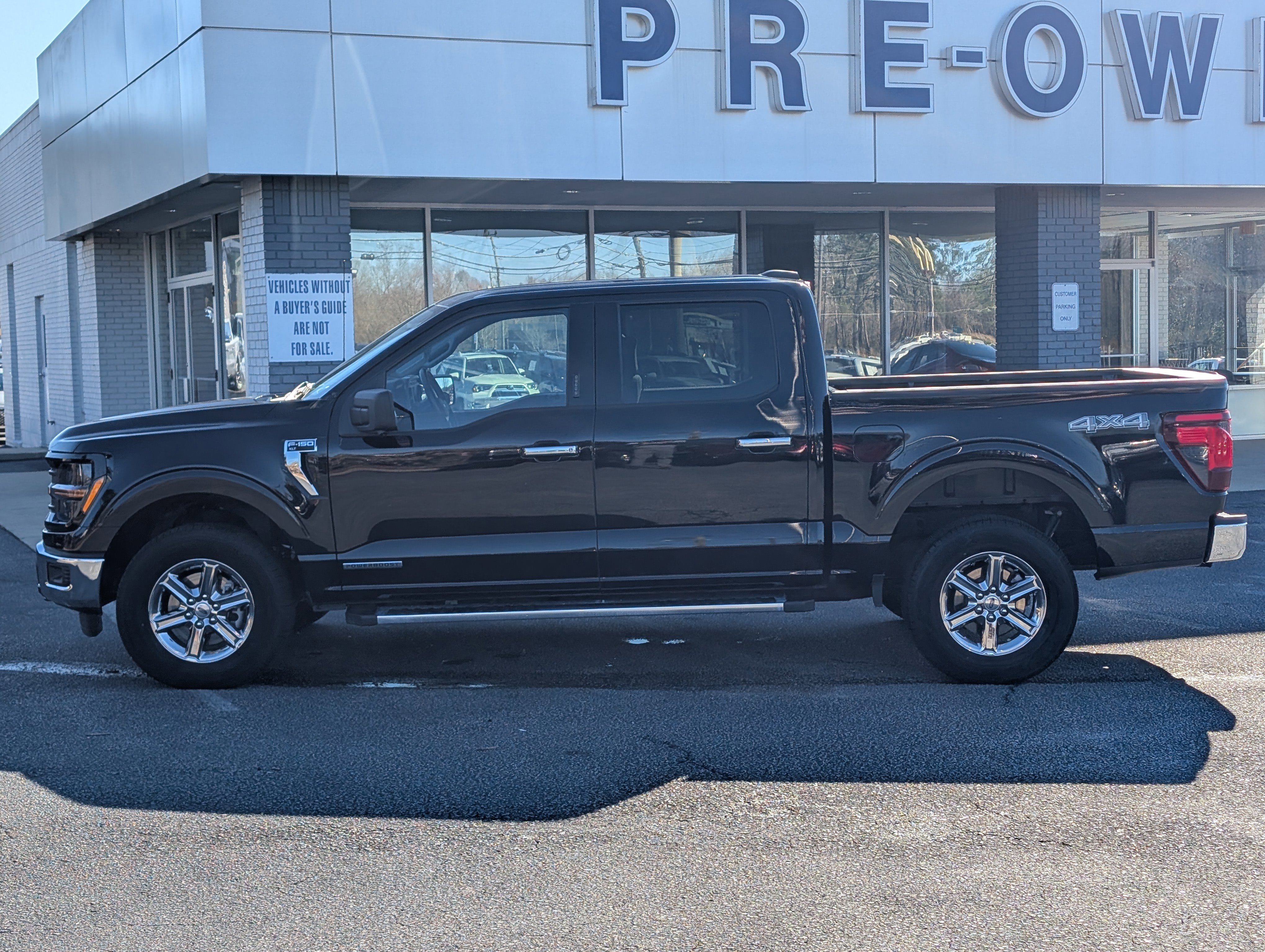 Certified 2024 Ford F150 XLT w/ Mobile Office Package image 6