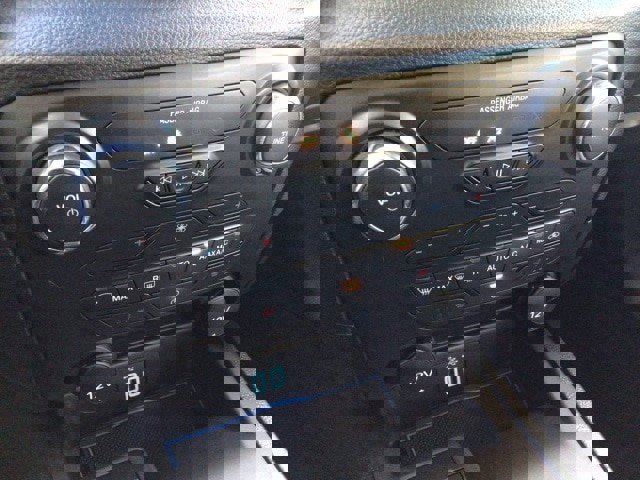 Certified 2022 Ford Ranger XLT w/ Equipment Group 302A High image 17