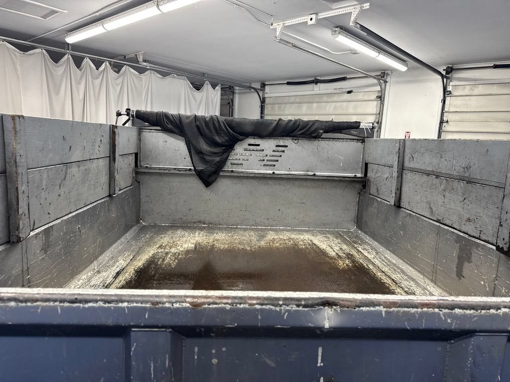 Certified 2023 Ford F550 4x4 Regular Cab Super Duty image 23