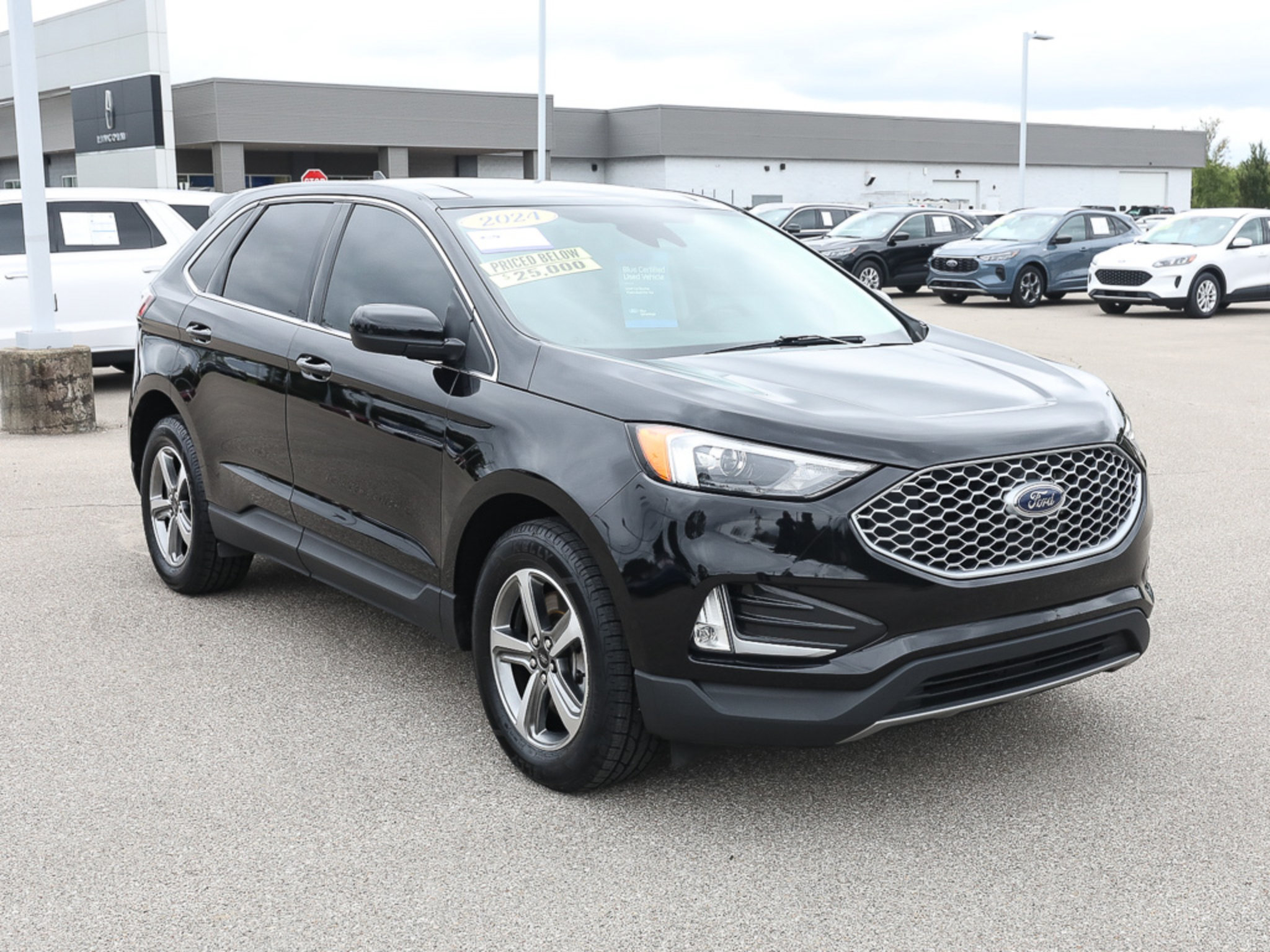 Certified 2024 Ford Edge SEL w/ Convenience Package