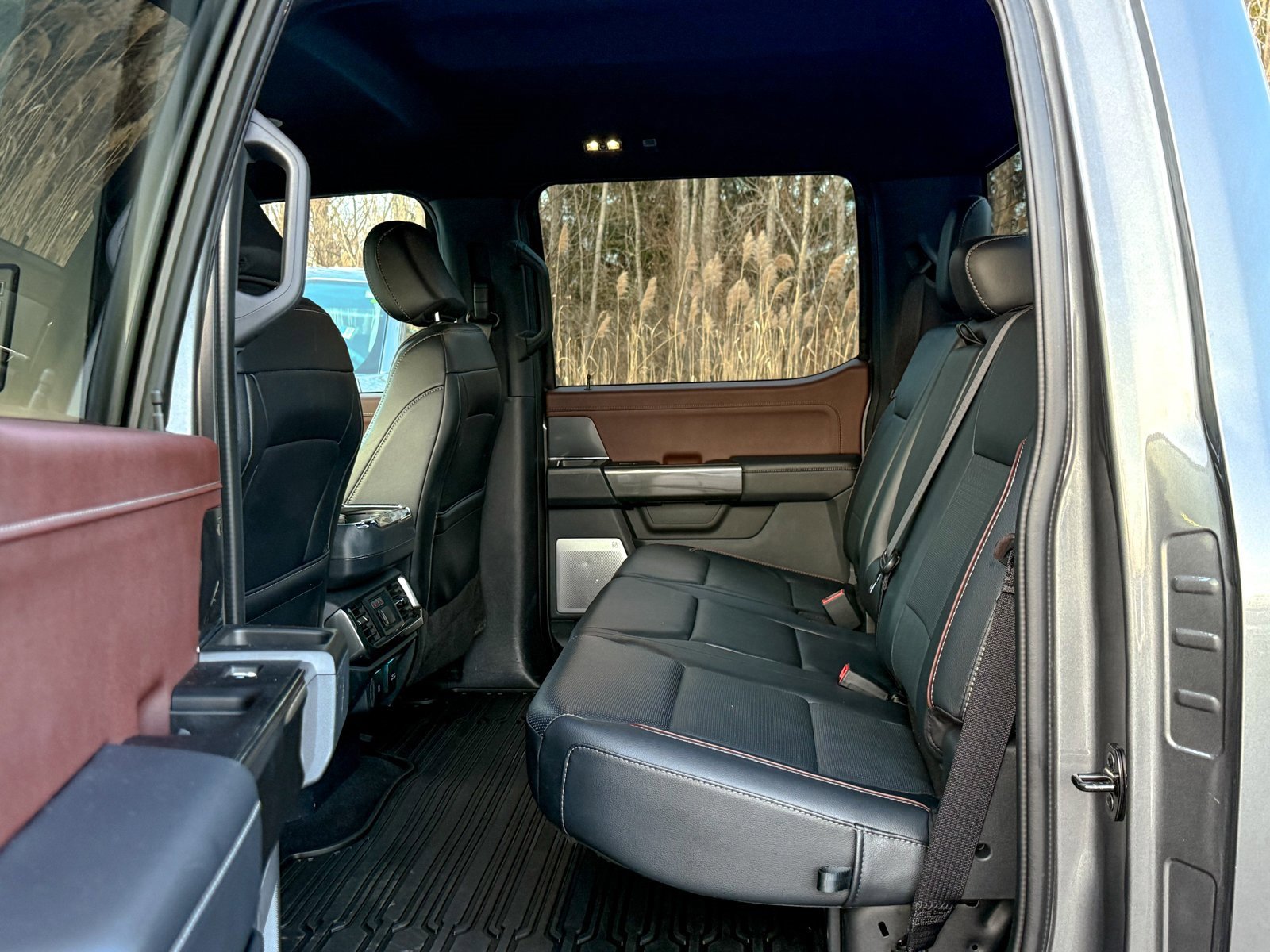 Certified 2023 Ford F150 Lariat w/ Equipment Group 502A High image 19