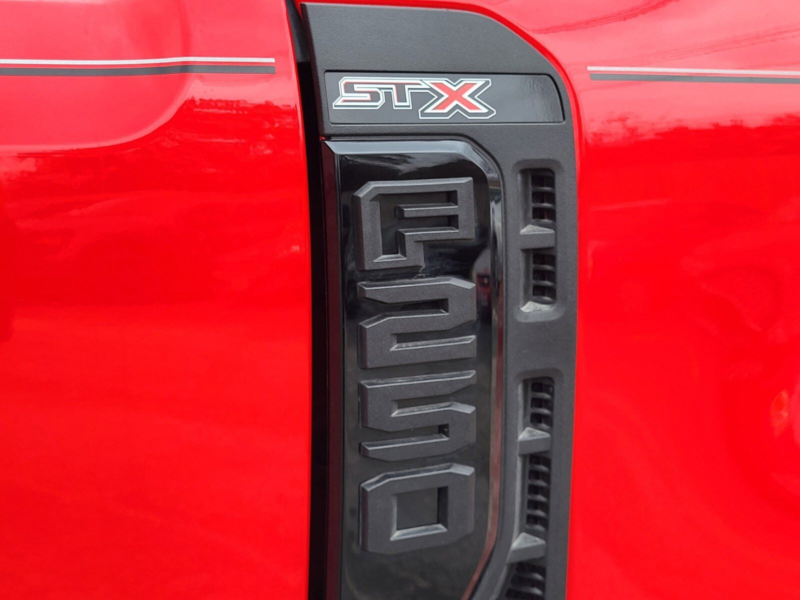 Certified 2025 Ford F250 XL w/ STX Appearance Package image 12