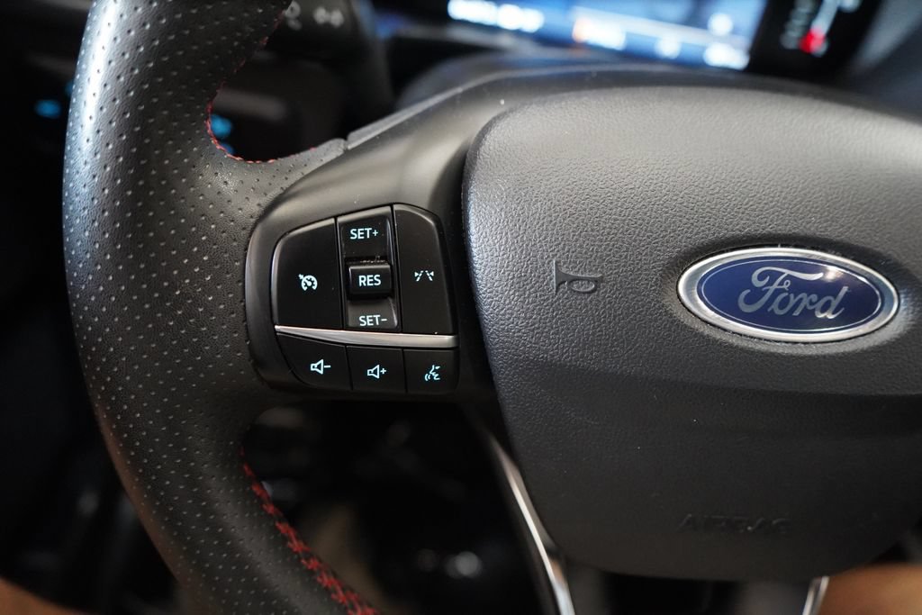 Certified 2024 Ford Escape ST-Line AWD/4WD image 34