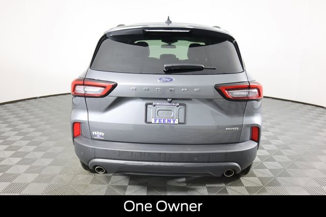 Certified 2025 Ford Escape ST-Line w/ Tech Pack #1 image 5