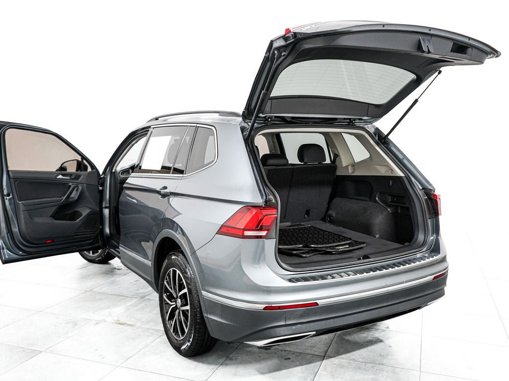 Used 2021 Volkswagen Tiguan SE w/ Panoramic Sunroof Package AWD/4WD image 12