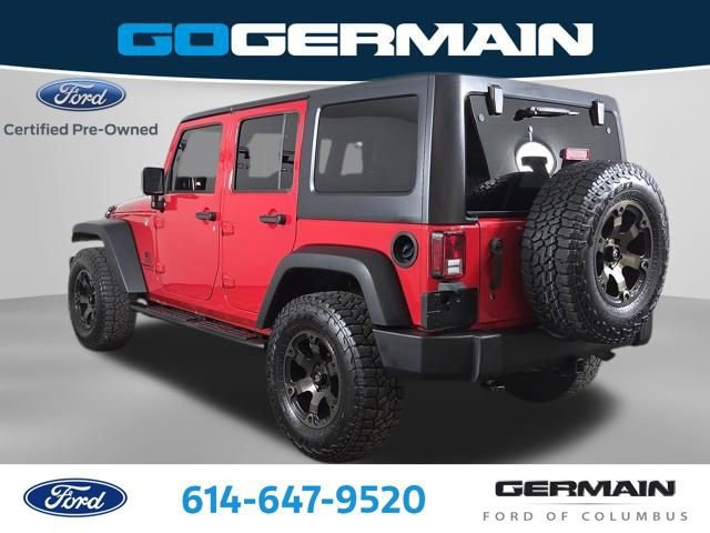 Used 2017 Jeep Wrangler Unlimited Rubicon w/ Connectivity Group AWD/4WD image 9