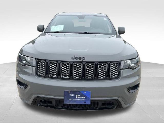 Used 2020 Jeep Grand Cherokee Altitude AWD/4WD image 9