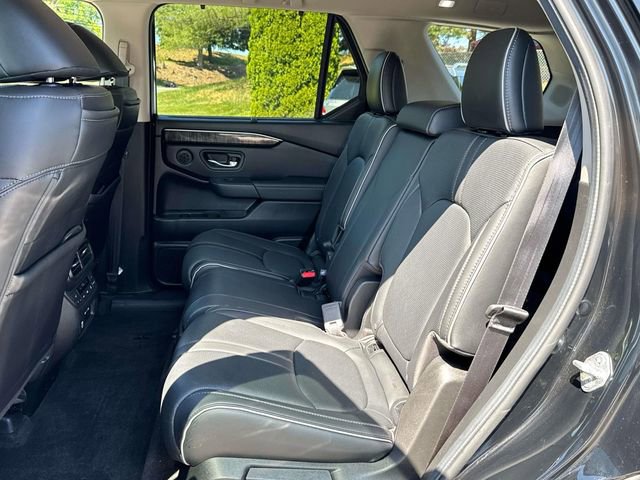 Used 2024 Honda Pilot Elite image 16