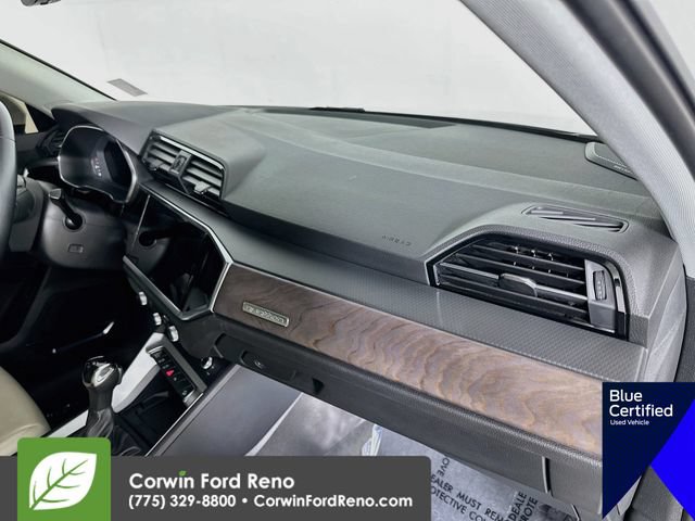 Used 2020 Audi Q3 2.0T Premium Plus AWD/4WD image 34