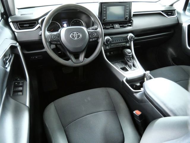 Used 2019 Toyota RAV4 LE AWD/4WD image 8