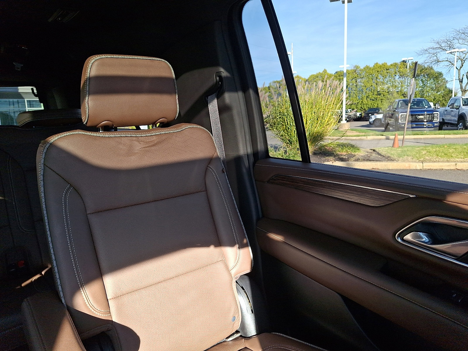 Used 2021 Chevrolet Suburban High Country image 20