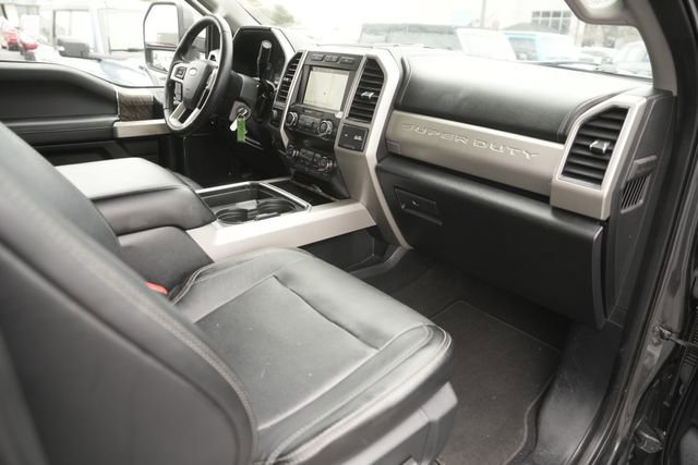 Certified 2019 Ford F250 Lariat w/ Lariat Value Package image 17