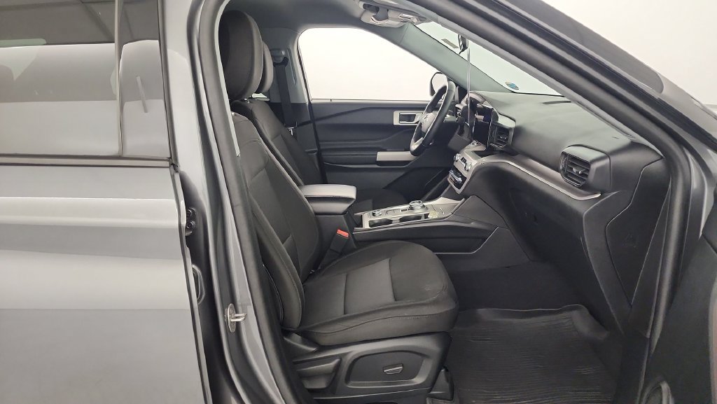 Certified 2023 Ford Explorer XLT AWD/4WD image 29